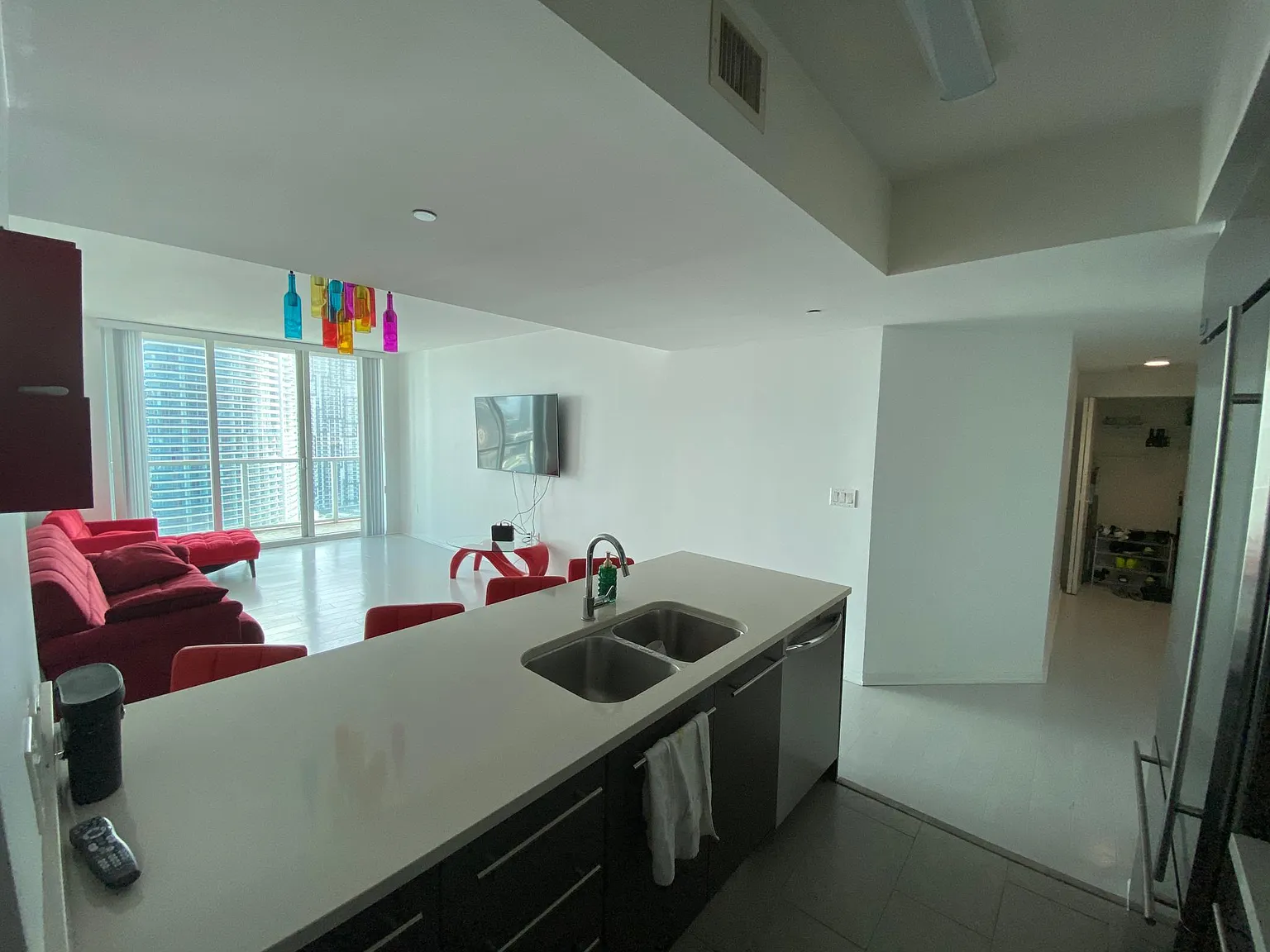 500 Brickell Ave — Photo 3