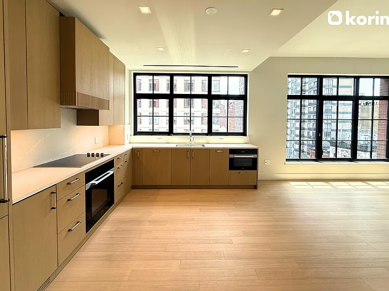 201 E 23rd St #9B — Photo 7