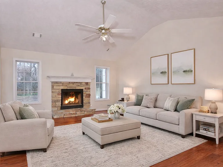 154 Leighs Grove Ct — Photo 5