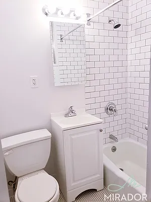 Rented by Mirador Real Estate | media 7