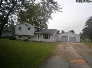 10820 Hawke Rd, Columbia Station, OH 44028