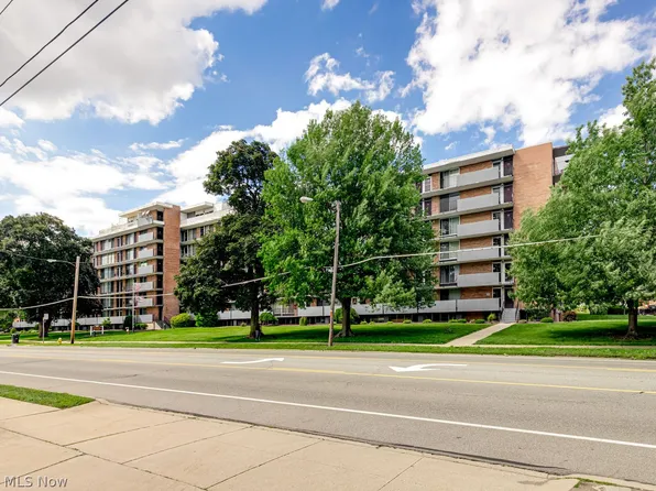 2331 E Market St APT 321-B, Akron, OH 44312