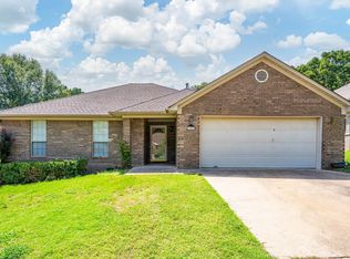 2555 Peabody Dr, Conway, AR 72032