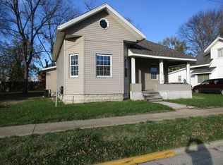 807 Dubois St, Lawrenceville, IL 62439