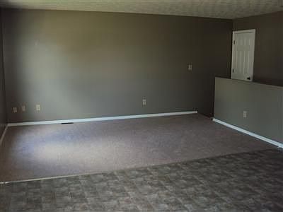 2nd image of 11922 2nd Ave