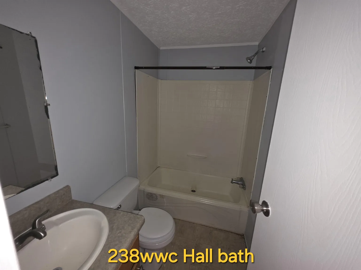 WWC238 — Photo 4