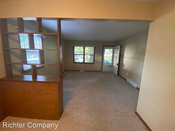 3rd image of 3410 Goodman Ave SW