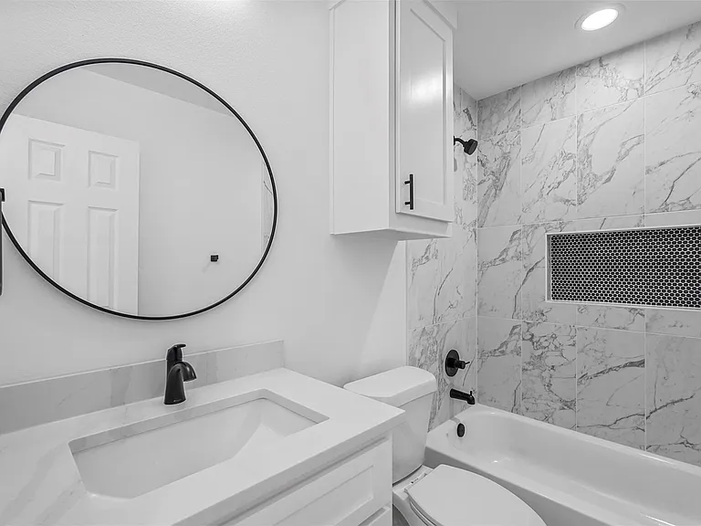 3412 Marshall St #A — Photo 9