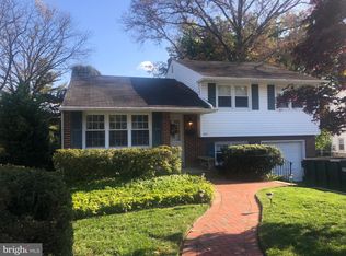 526 Inman Ter, Willow Grove, PA 19090