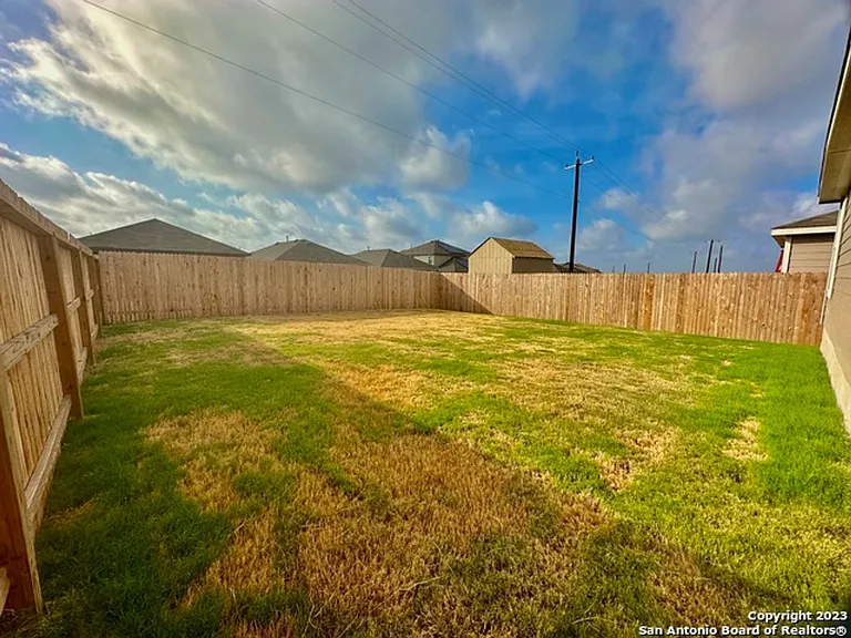 9922 Yellow Lake — Photo 13