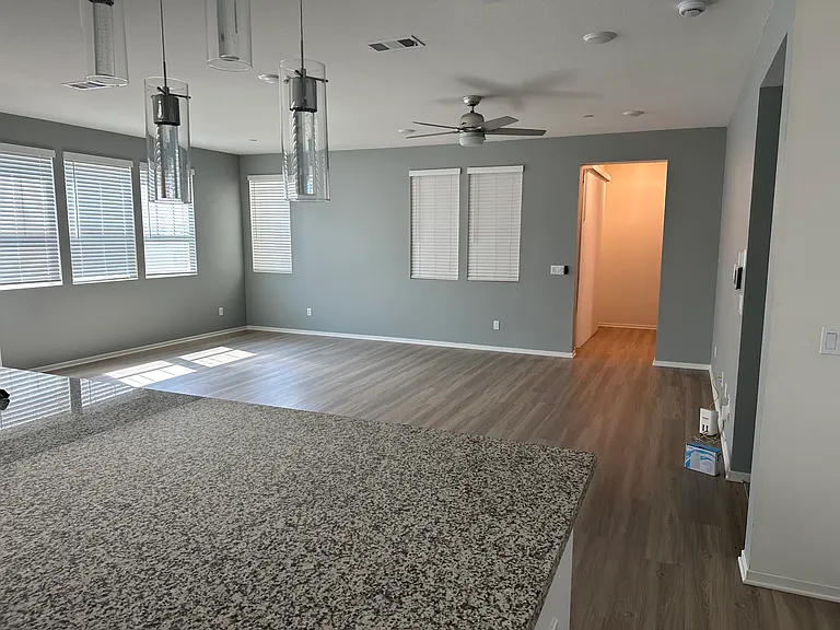 5340 Calle Rockfish #25 — Photo 15