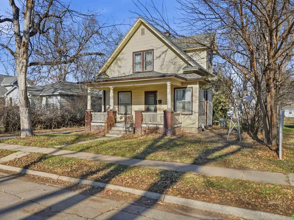 3112 Dudley St, Lincoln, NE 68503