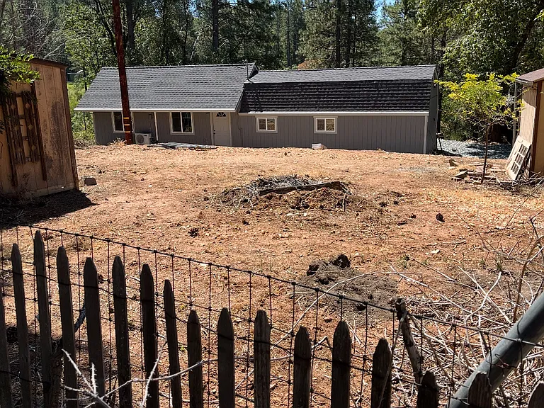 4240 Jacobus Dr — Photo 4