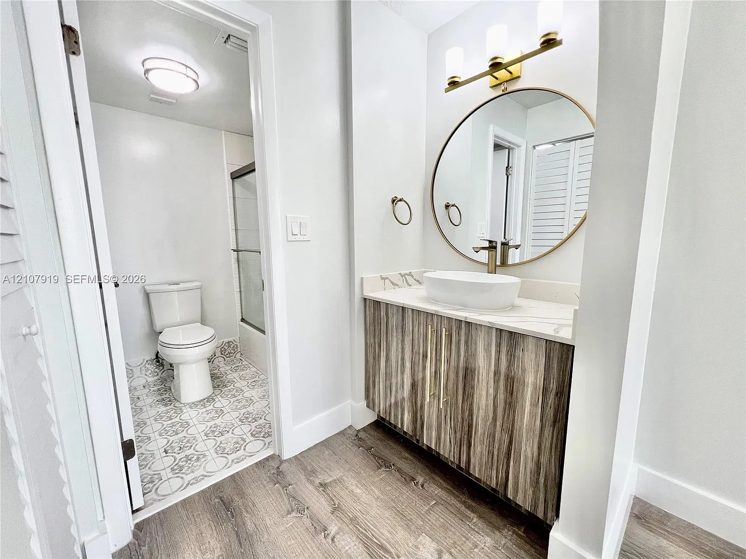 Grand Marquis Condo Homes — Photo 4