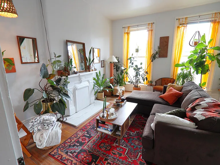 1233 S 1st St #2 — Photo 3