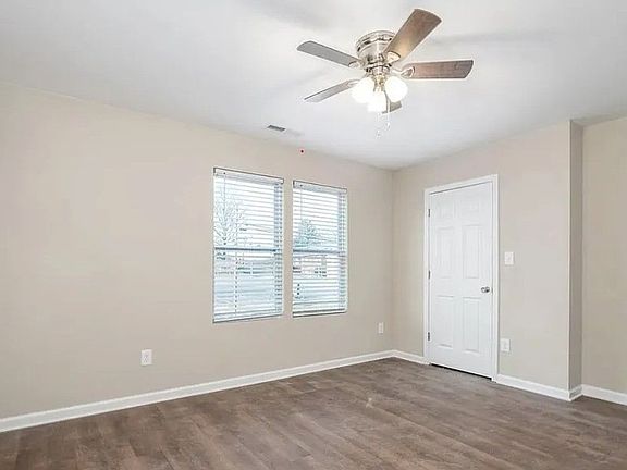2nd image of 1347 Ontario Dr
