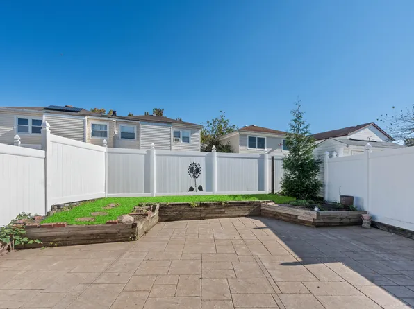 29 Ashwood Court image 3 of 25