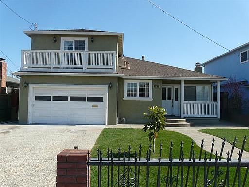 1st image of 128 Wisteria Dr