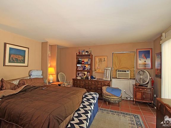 3rd image of 853 E Paseo El Mirador