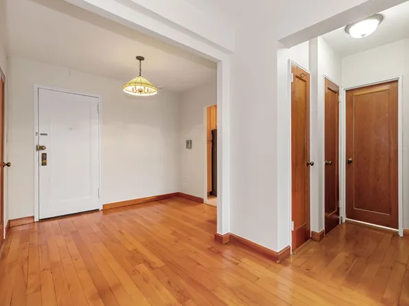 39-25 51st Street image 4 of 18