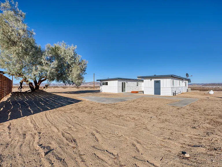 924 Shoshone Valley Rd — Photo 8