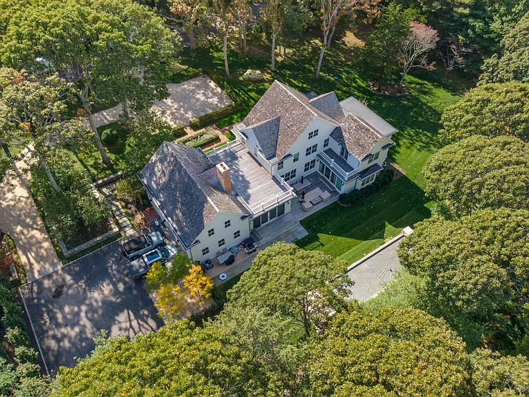 28 South Dr — Photo 21