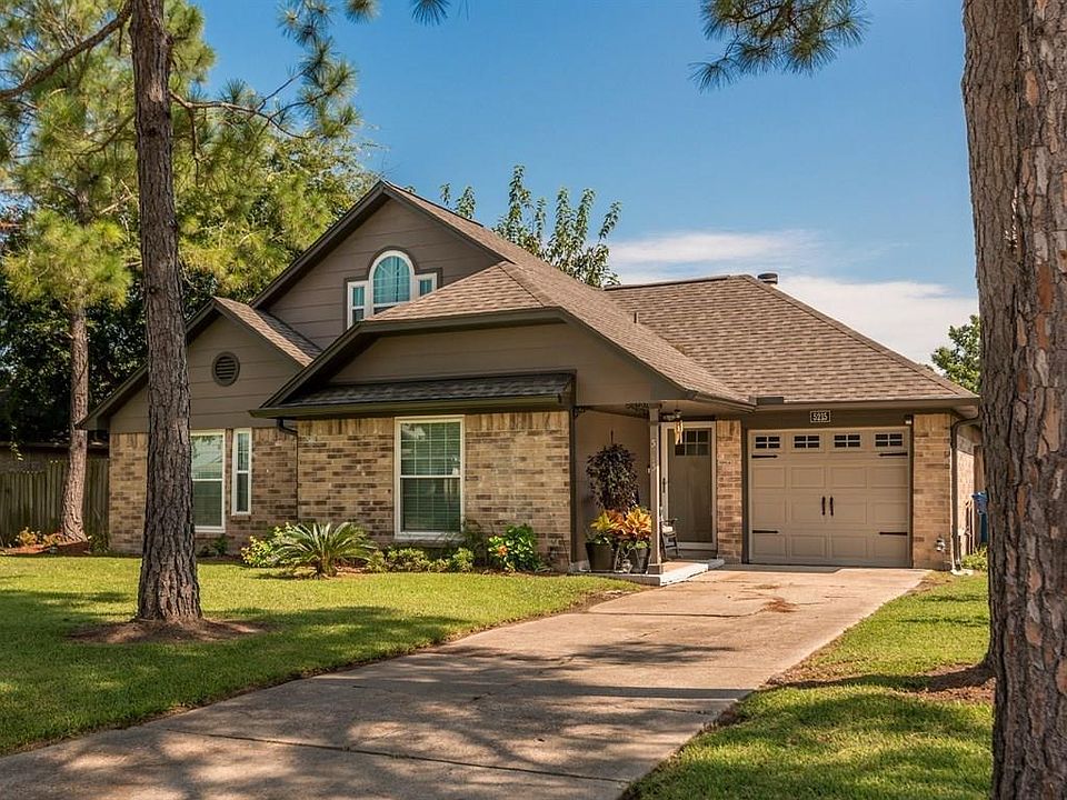 1st image of 5215 Winding Brook Dr