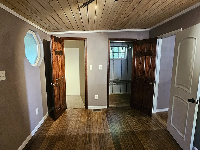 630 Robinhoods Holw #1 — Photo 7