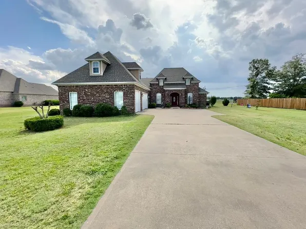 9 Christy Dr, Cleveland, MS 38732
