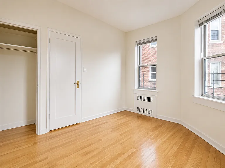 920 E 17th St #406 — Photo 10