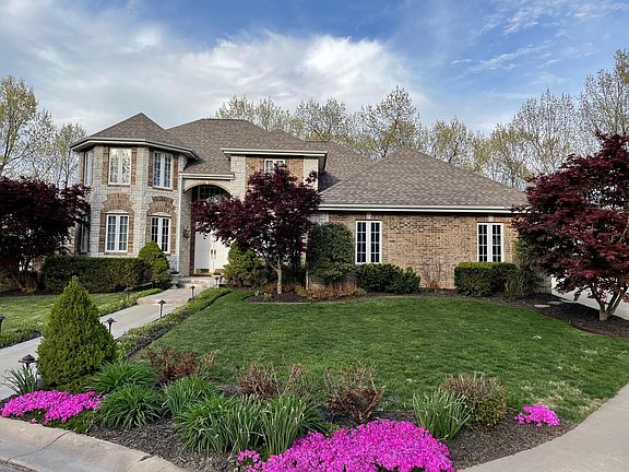 2nd image of 704 Brassie Cir