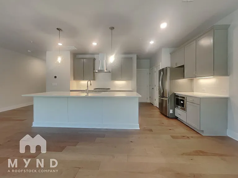 1273 Windmill Pkwy — Photo 6