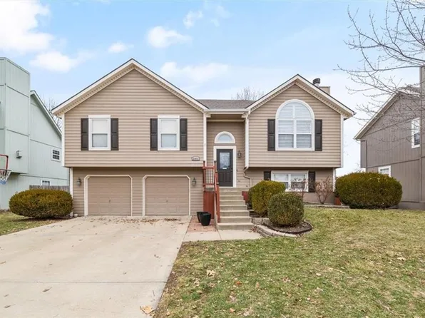 20950 W 125th St, Olathe, KS 66061