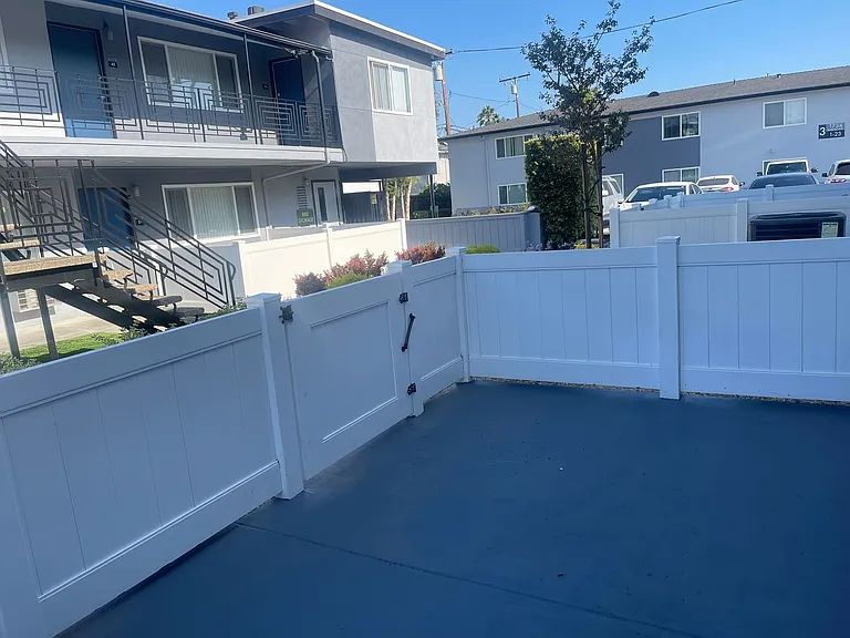 The Circle Apartments at Long Beach — Photo 104