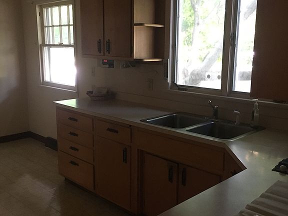 Eat in Kitchen
