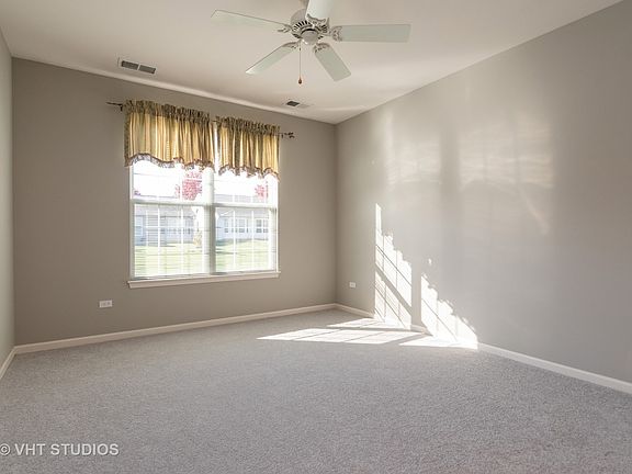 4th image of 215 Prideland Dr