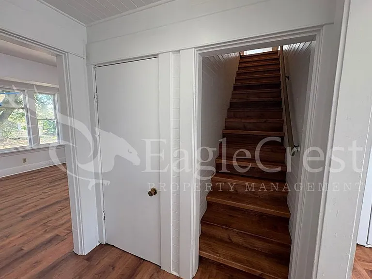 706 S College Ave — Photo 31