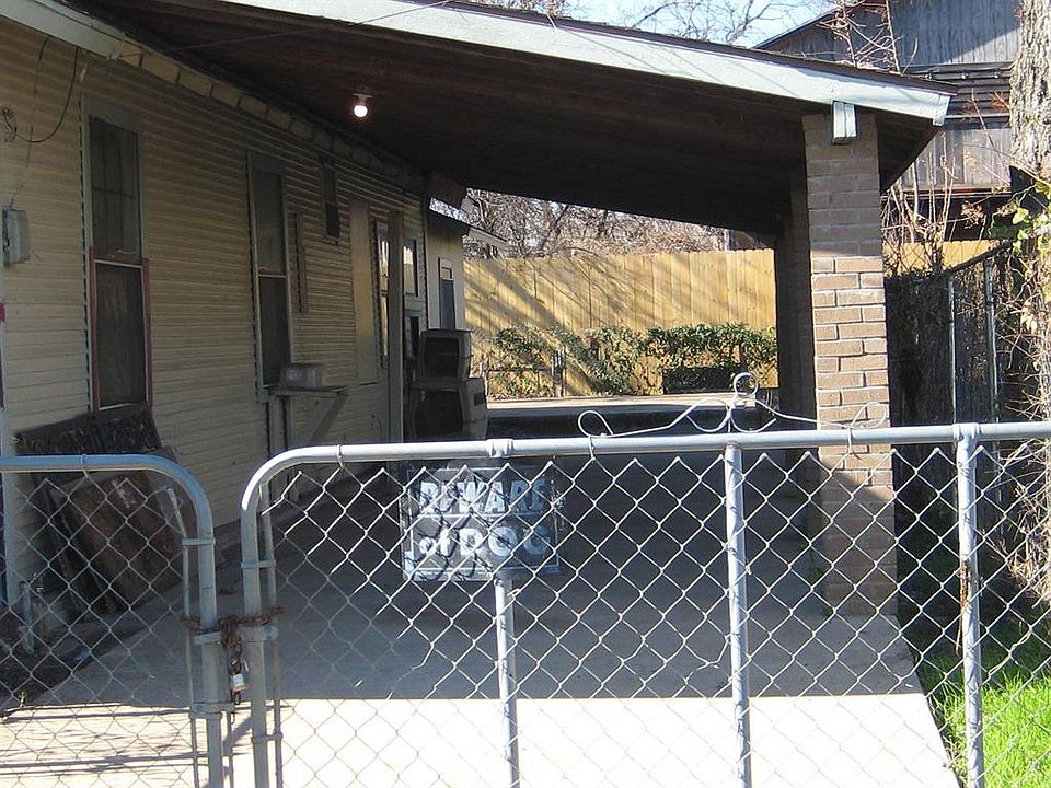 2nd image of 2319 Topeka Ave