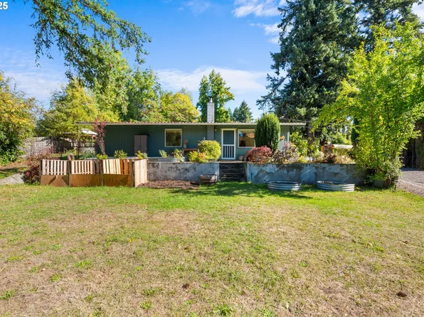 19482 S Henrici Rd, Oregon City, OR 97045