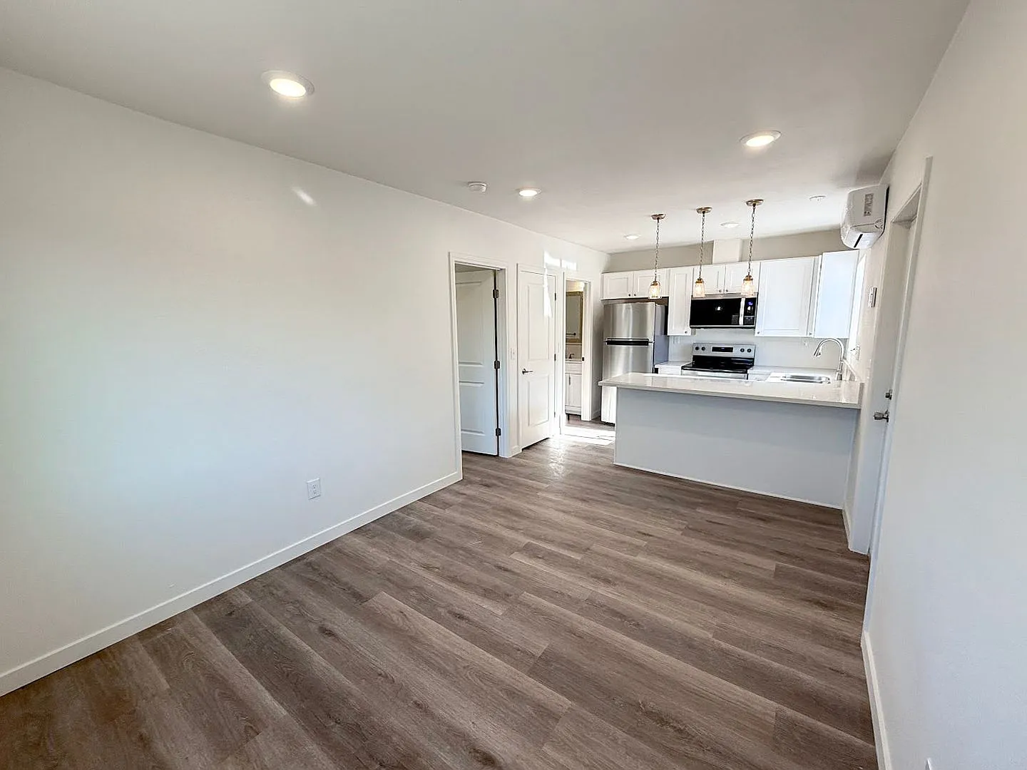 27318 Cabrillo Dr — Photo 3