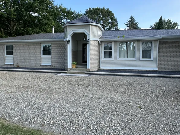 10740 Last Dr, Plymouth, MI 48170