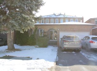 125 Purcell Sq, Toronto, ON M1V3Y9