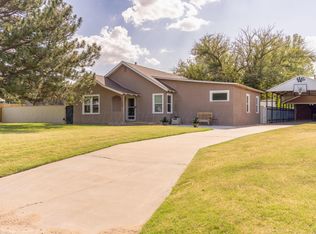 1126 S Main St, Wheeler, TX 79096