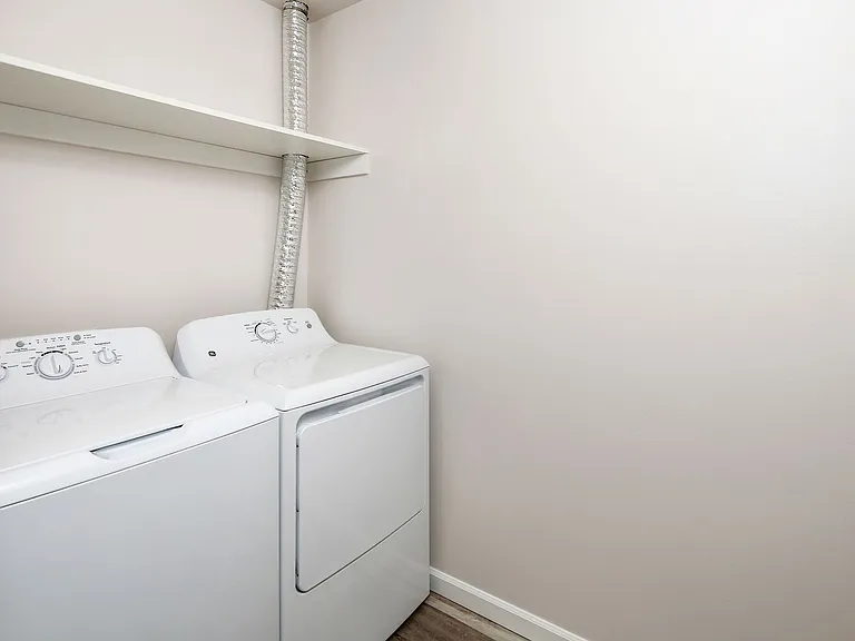 East Ridge Apartments — Photo 31