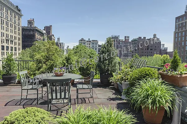 Rented by Corcoran | media 20