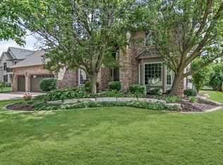 3120 Austin St, Naperville, IL 60564