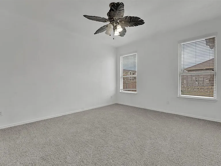 144 Creek Terrace Dr — Photo 17