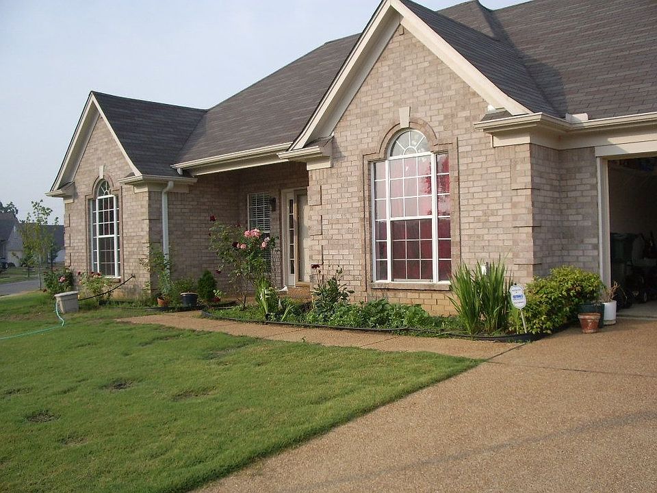 1st image of 4623 Ashglen Cir E
