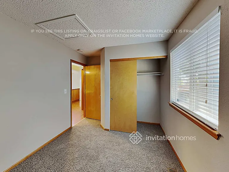 8736 Greengrass Way — Photo 14