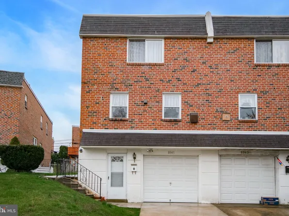 8945 Turton Dr, Philadelphia, PA 19115